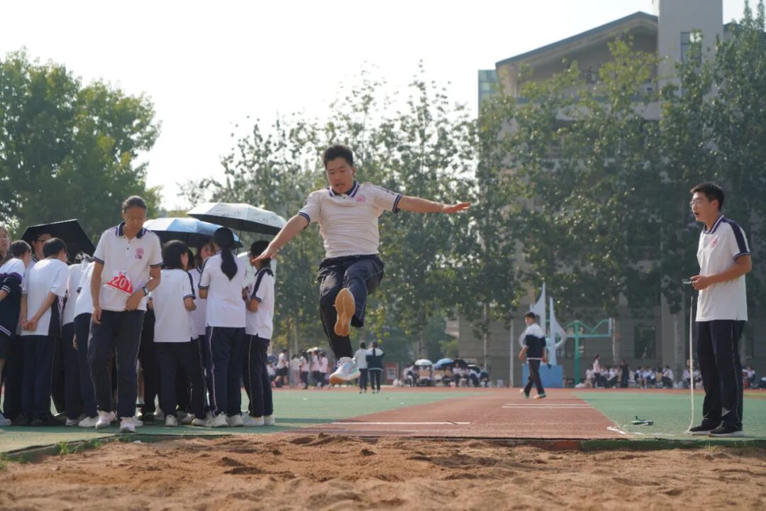 20251017110412_d8aasn1io5.jpg